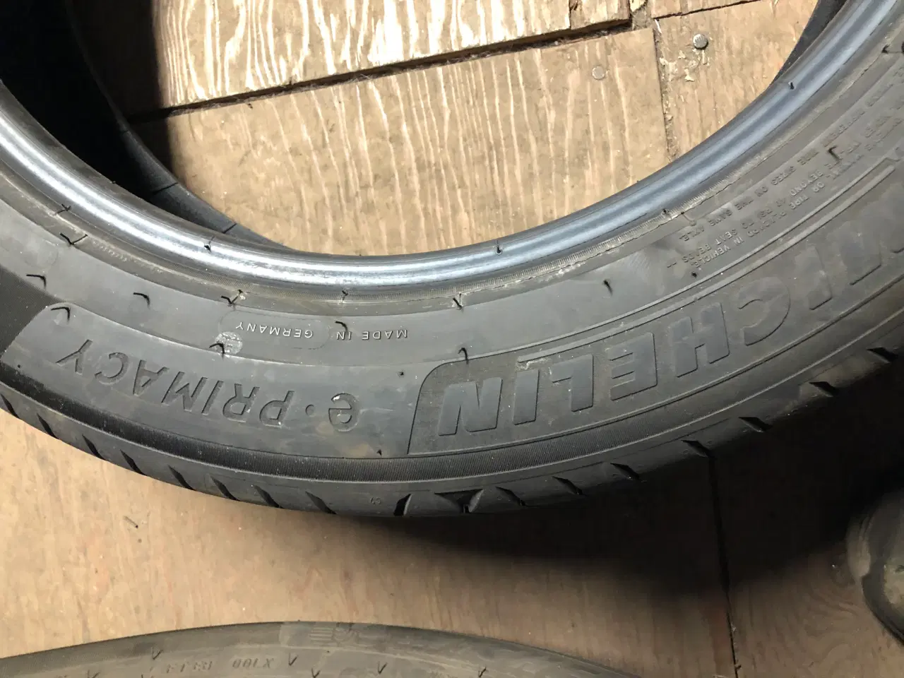 Billede 4 - Sommerdæk Michelin 18”