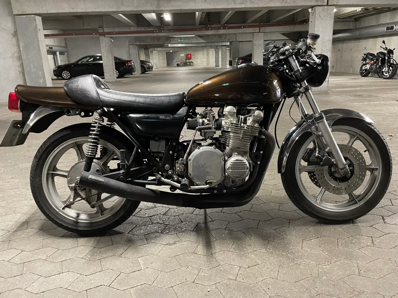 Billede 1 - Lædersadel til Z900