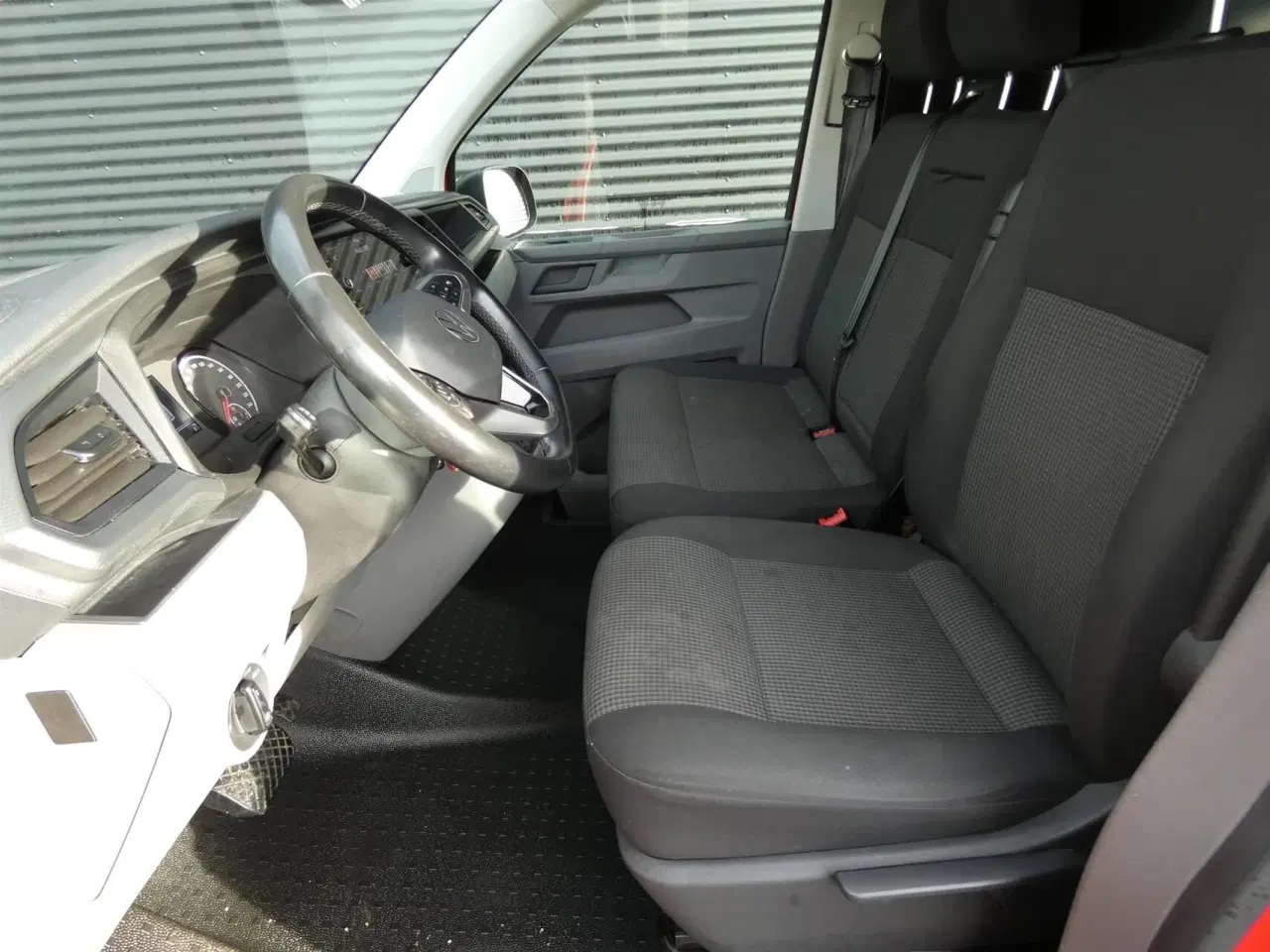 Billede 9 - VW Transporter Lang 2,0 TDI BMT DSG 150HK Van 7g Aut.