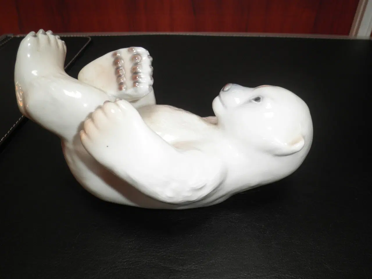 Billede 4 - Royal Copenhagen isbjørneunge nr. 536