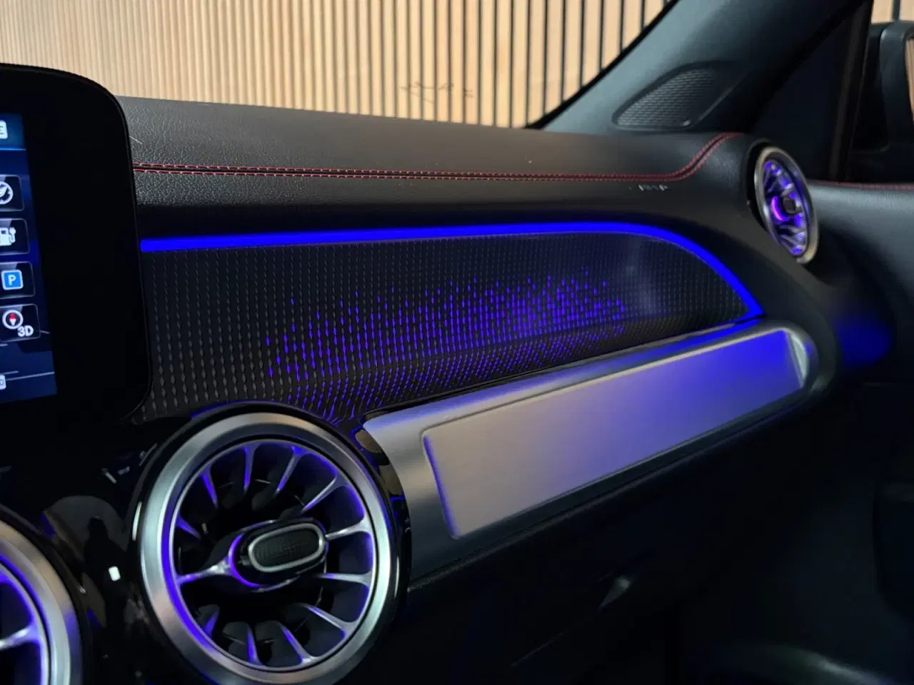 Billede 19 - Mercedes EQB350  AMG Line 4Matic 7prs