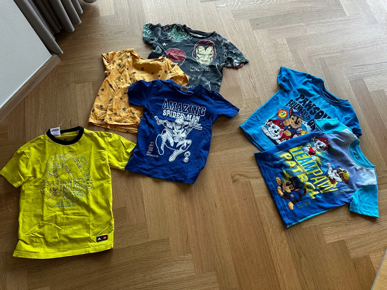 Billede 2 - Drengetøjpakke str 110 (35 dele)