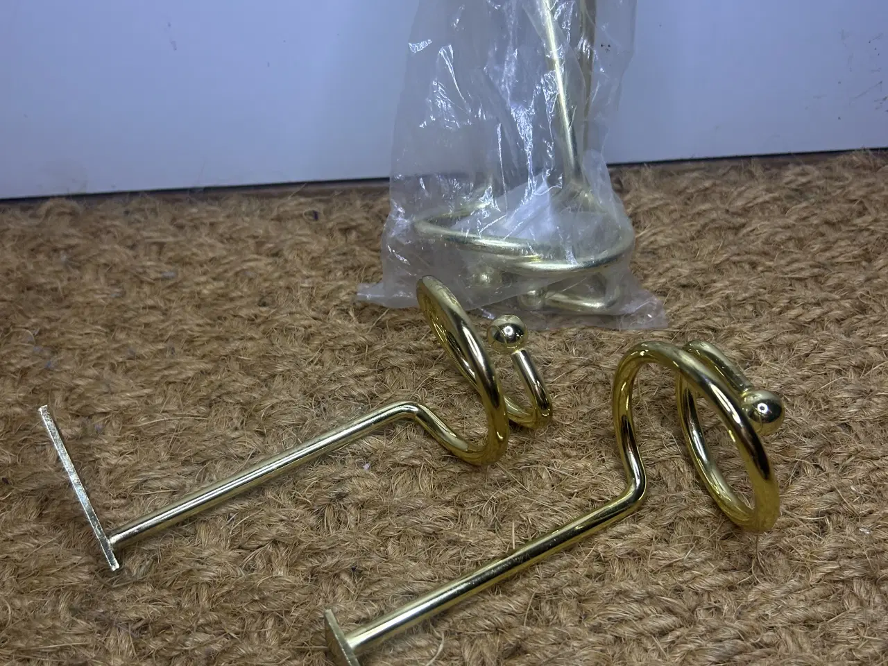 Billede 2 - Gardinholdere i messing 4 stk