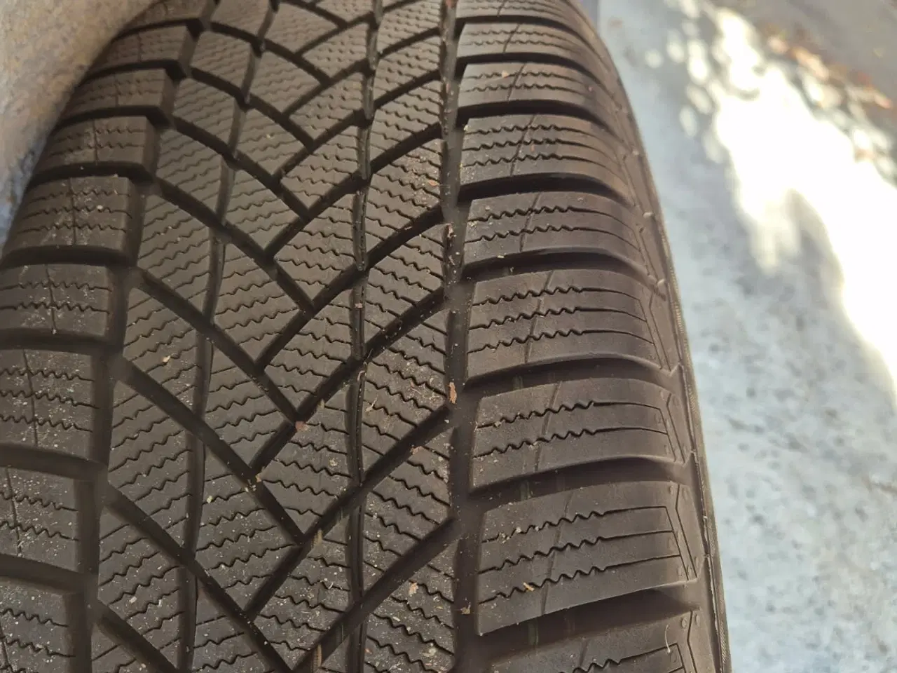 Billede 4 - Alufælge med vinterdæk- passer bla. til Audi Q5