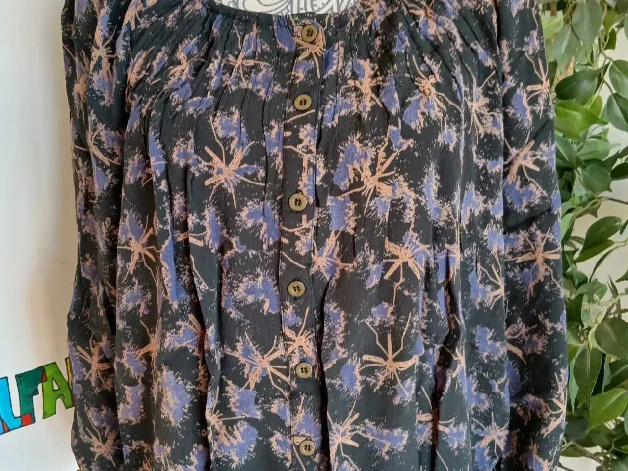 Billede 1 - Skjorte. Kön & Men. Small/36