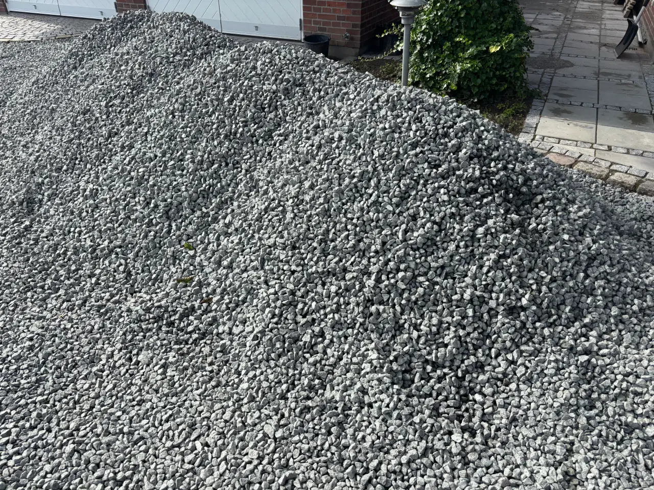 Billede 2 - Granitskærver til salg i Kerteminde 