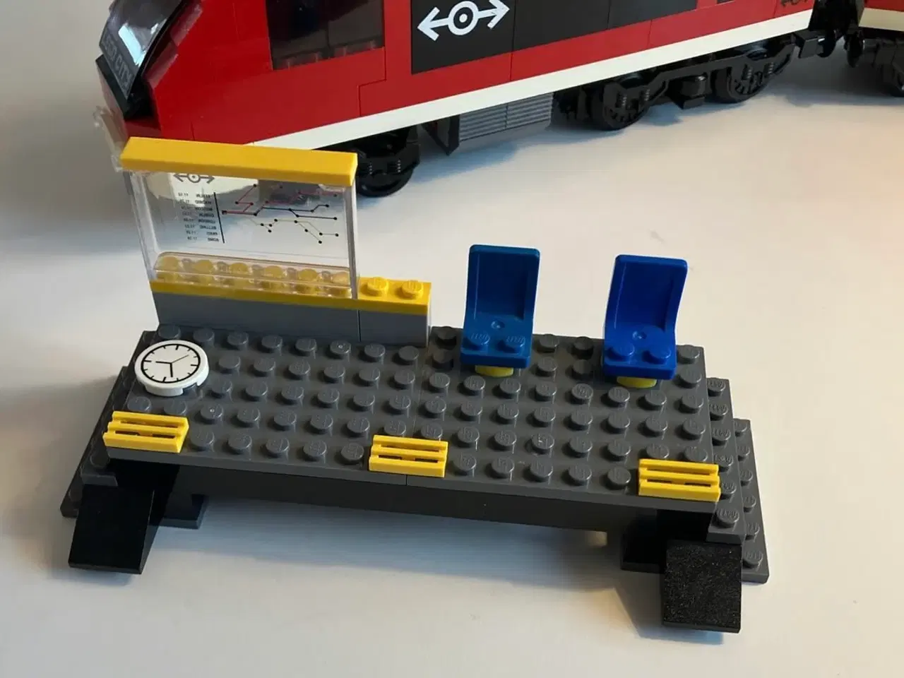 Billede 3 - LEGO City Tog sæt 7938