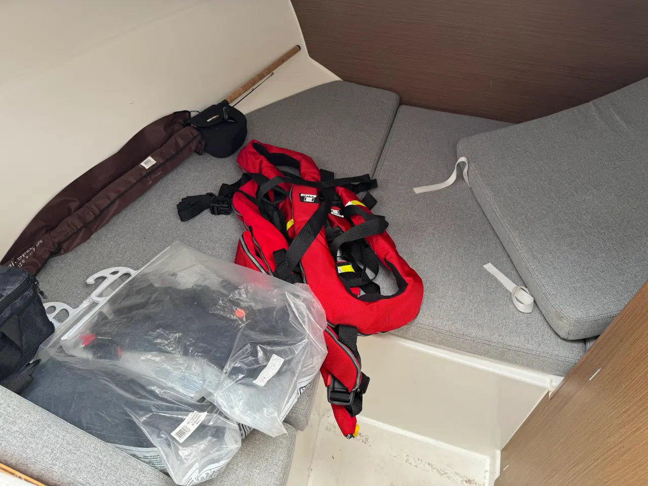 Billede 19 - Beneteau Antares 7 med 150 hk og Bådtrailerer