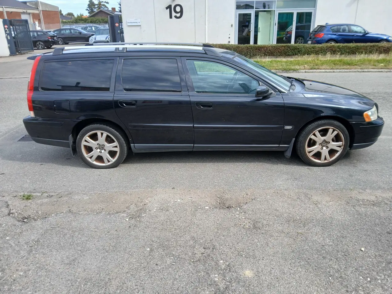 Billede 2 - Volvo v70 sølges