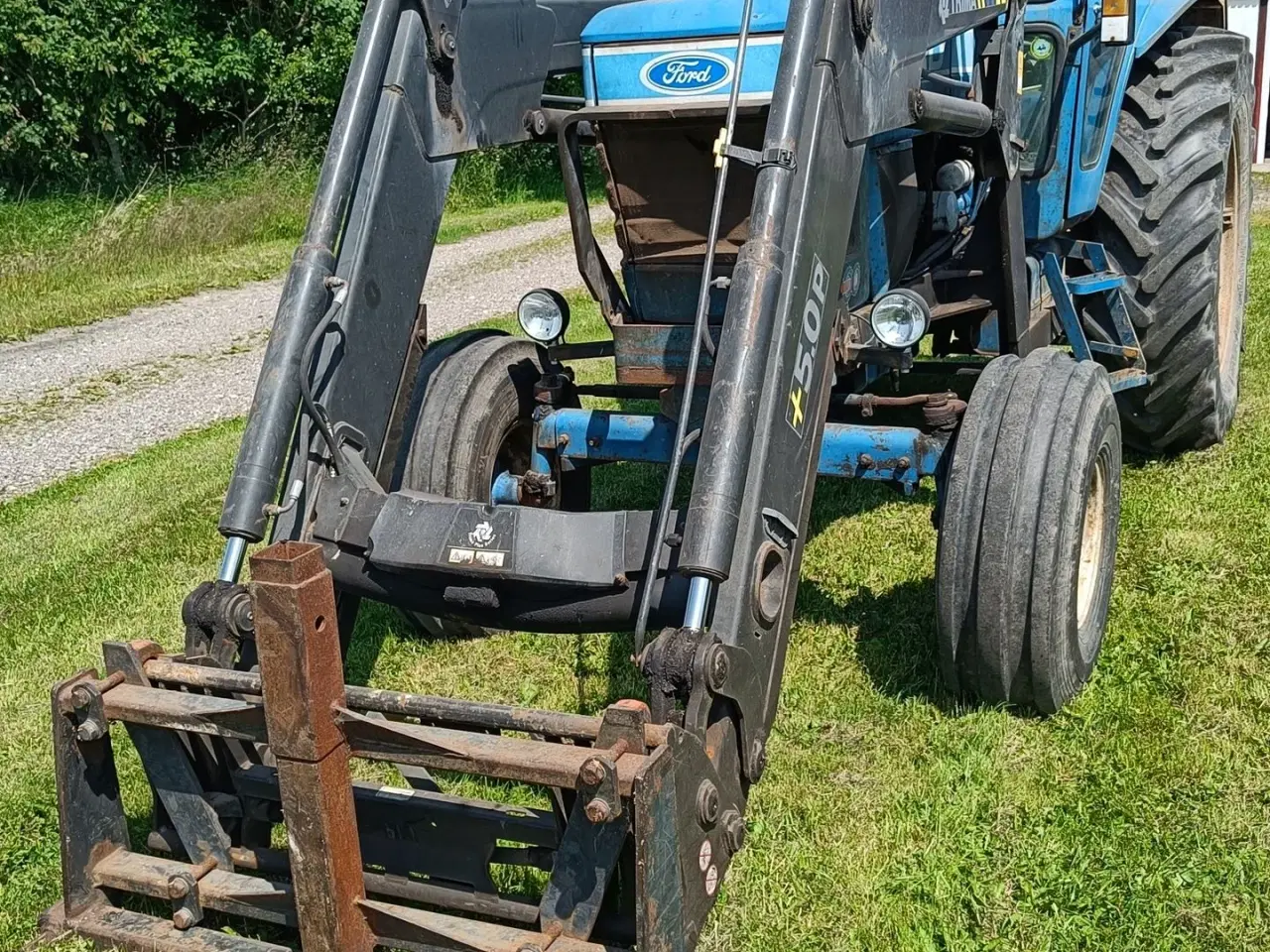 Billede 3 - Ford 8210 med frontlæsser