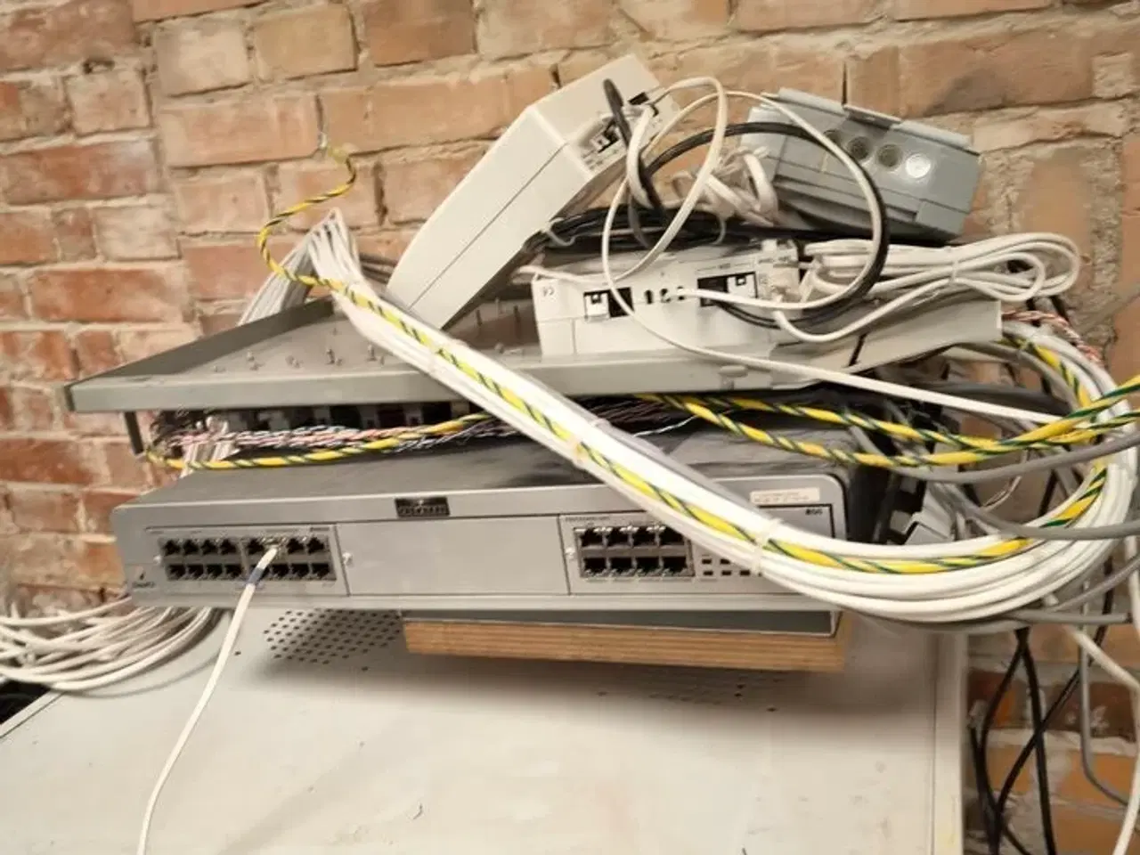 Billede 18 - Diverse borde, stole m.v.