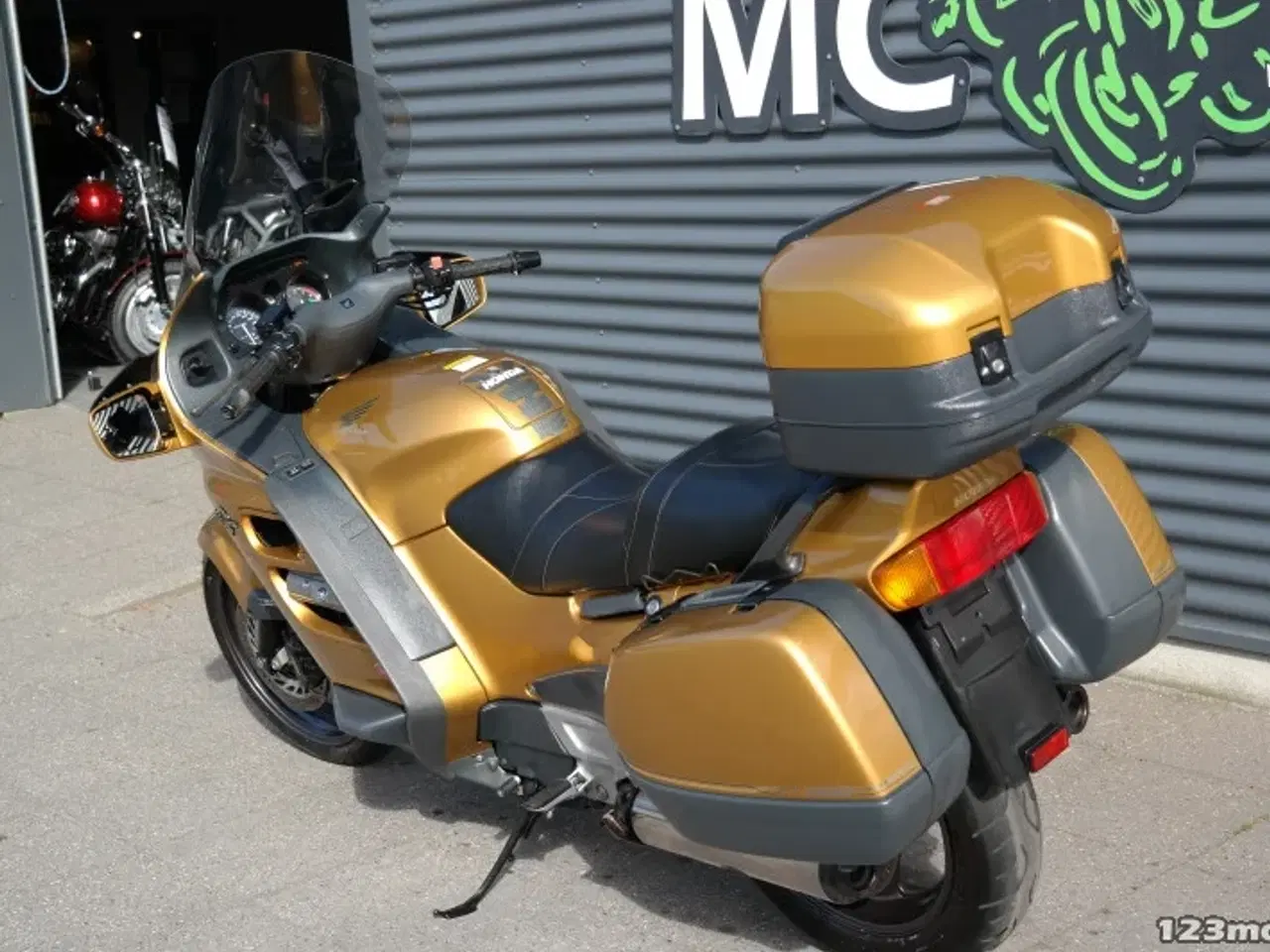 Billede 17 - Honda ST 1100 Pan European MC-SYD       BYTTER GERNE