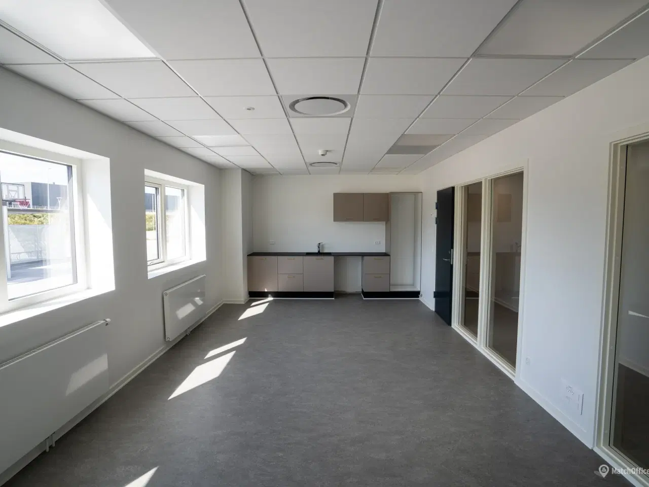 Billede 7 - Nyopførte logistikfaciliteter med attraktiv placering