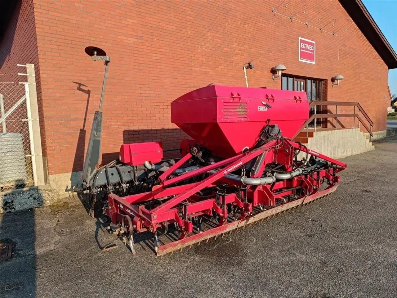 Billede 1 - Kongskilde 4m VibroCompact med Kongskilde Demeter Universe luftsåmaskine