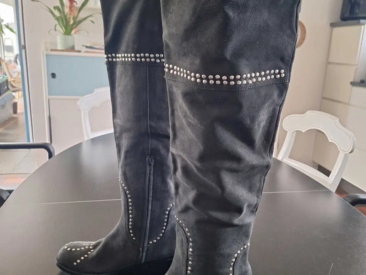 Billede 2 - Støvler str 39