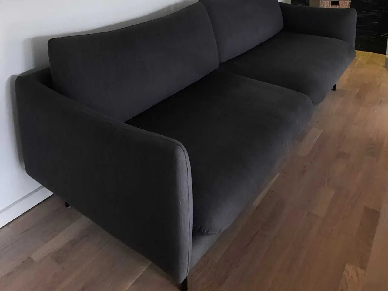 Billede 2 - Mavis 3 pers Sofa i koksgrå stof