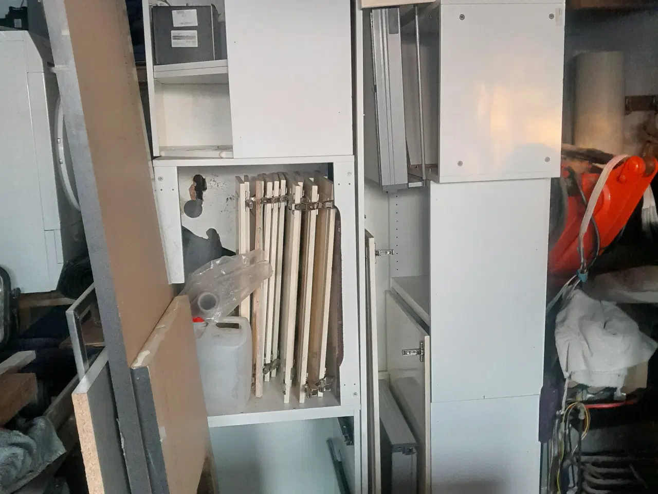 Billede 4 - Ikea 2 hjørneskabe med karrusel, m.m.