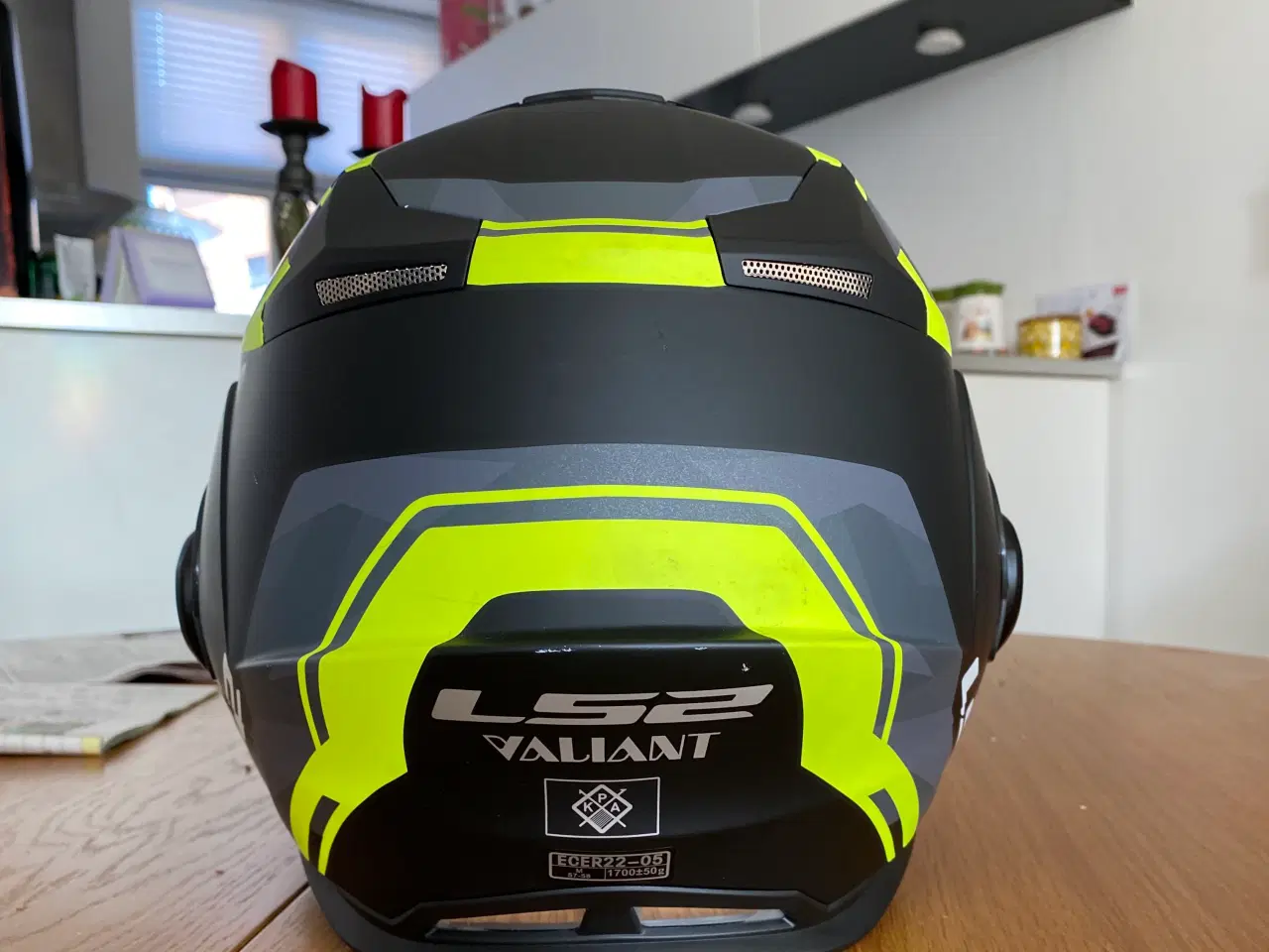 Billede 2 - Motorcykelhjelm m. Solskærm