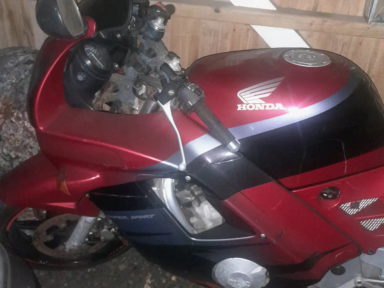 Billede 1 - CBR 600 F