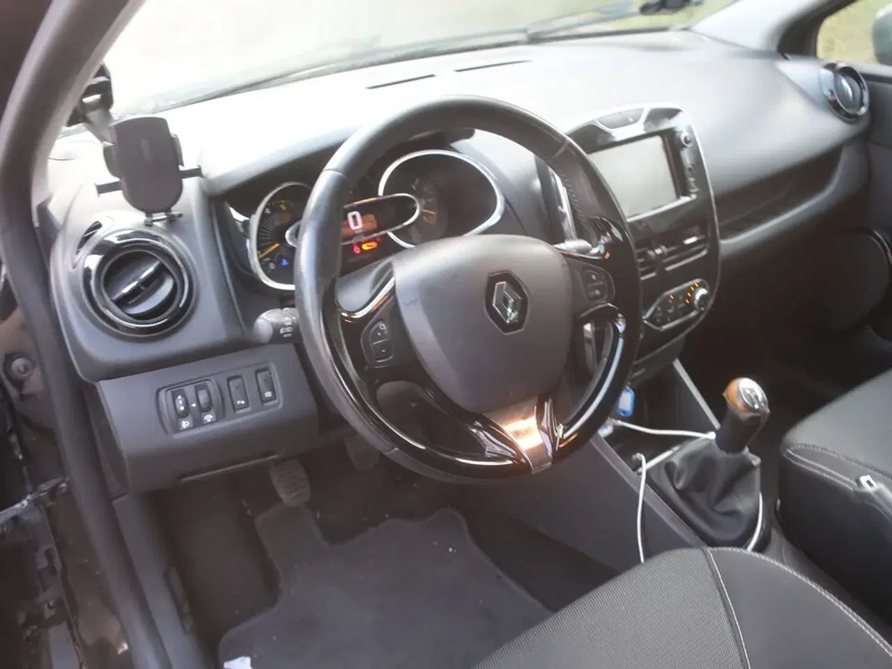 Billede 10 - Personbil: RENAULT NY CLIO DCI 90 5D (moms fri)