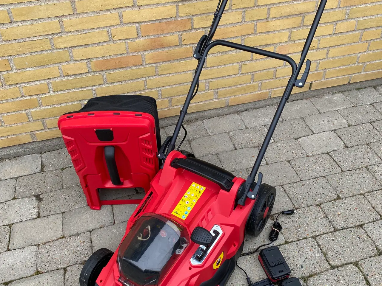 Billede 2 - NY  EL Plæneklipper 