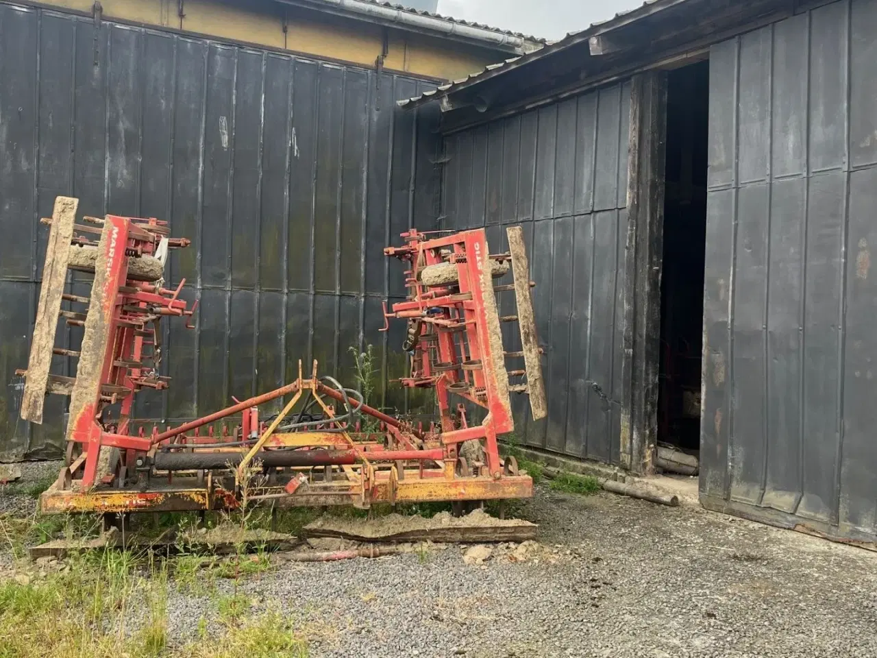 Billede 1 - Marsk Stig såbedsharve med planerplanke, rotorsmulrer og efterharve.