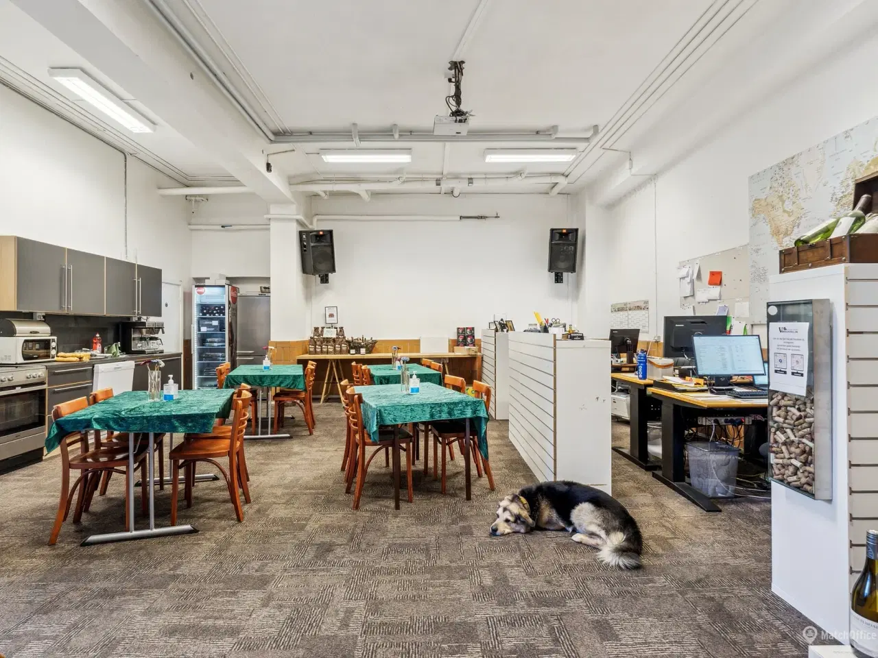 Billede 3 - Ideel til detailhandel og showroom med tilhørende kontor- og administration