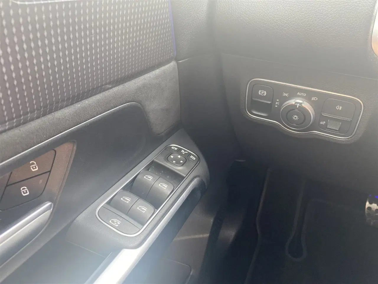 Billede 19 - Mercedes EQB350  AMG Line 4Matic