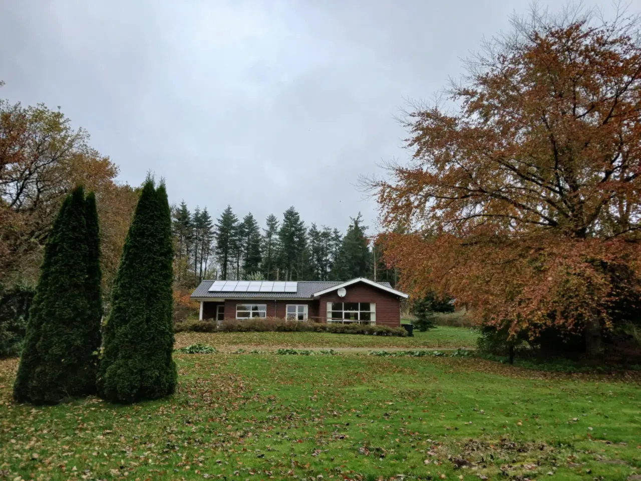 Billede 2 - IDYLLISK TRÆHUS 