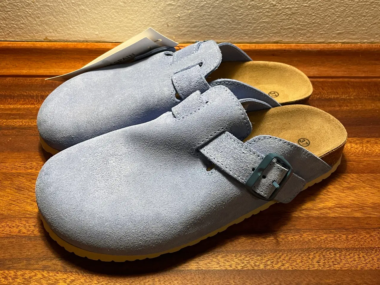 Billede 1 - Slippers i ruskind