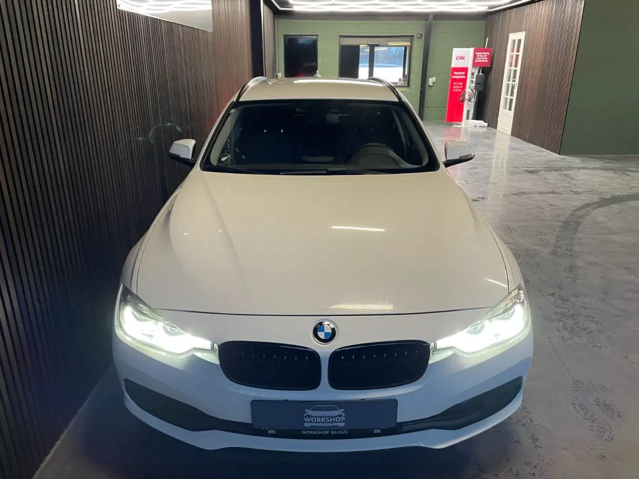 Billede 2 - BMW 320d 2,0 Touring Advantage aut.