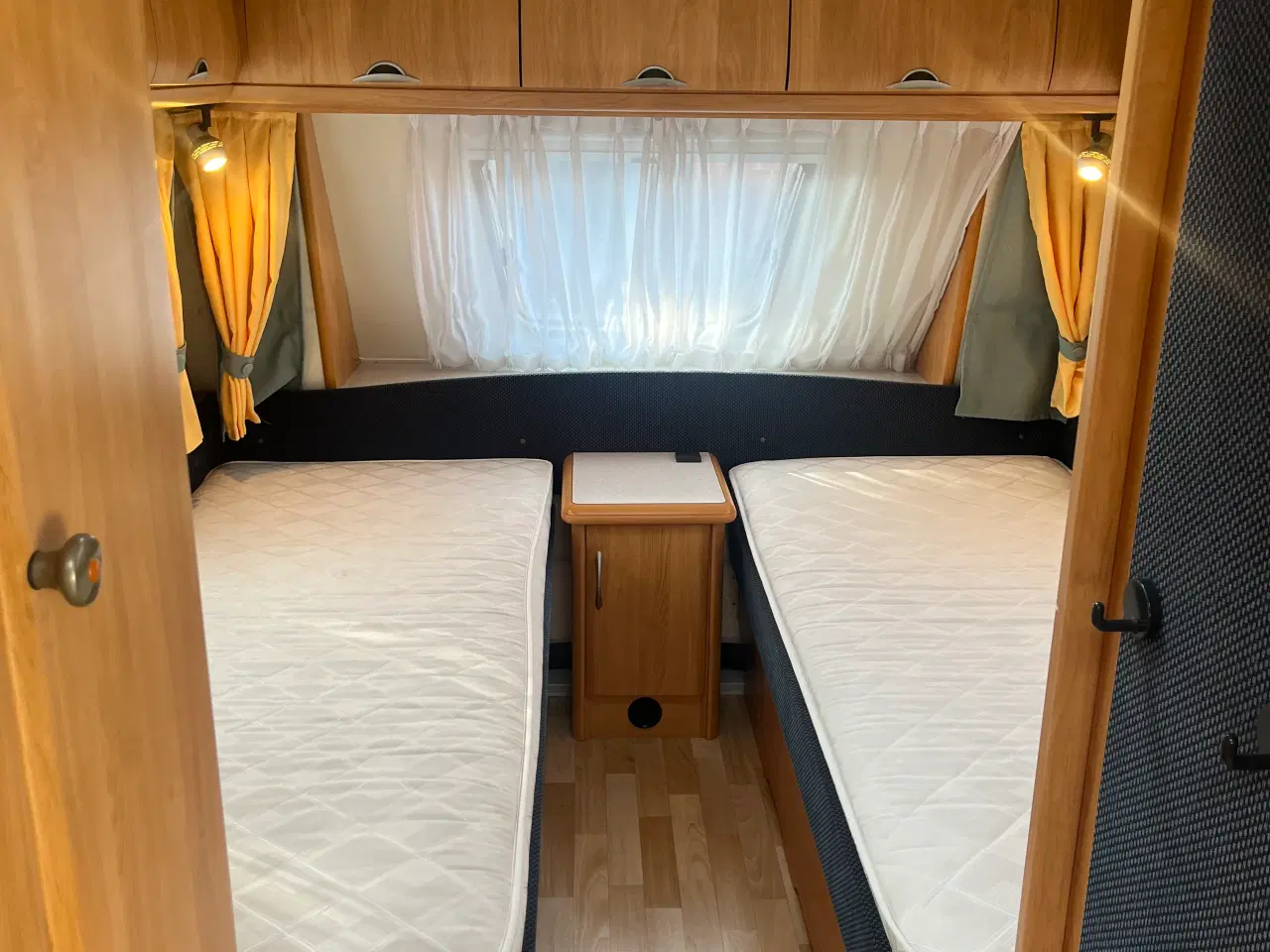 Billede 6 - Flot og velholdt campingvogn.