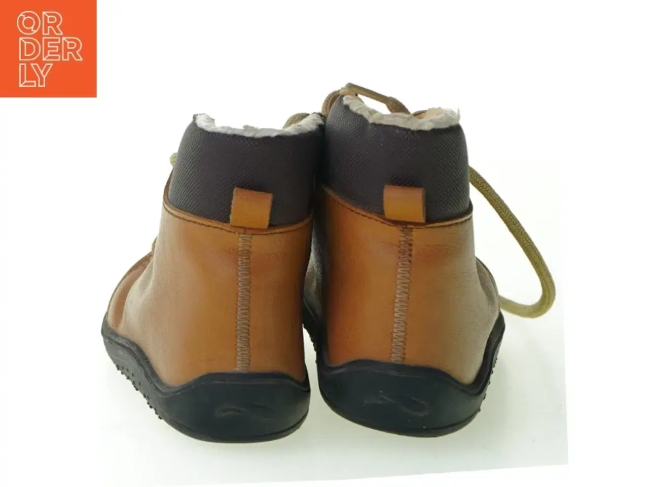 Billede 2 - Baby støvler fra tikki (str. 23)