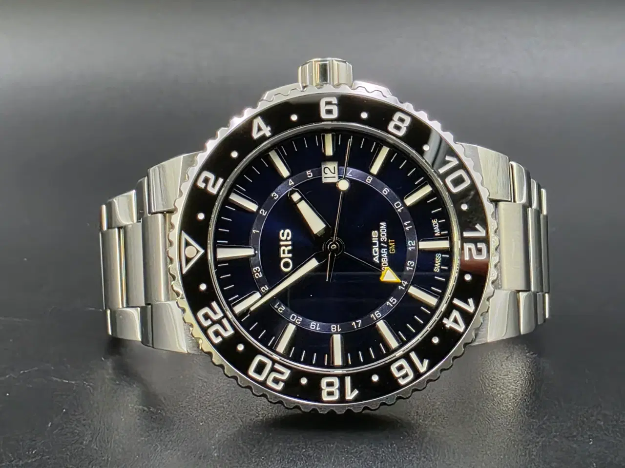 Billede 1 - Oris Aquis GMT