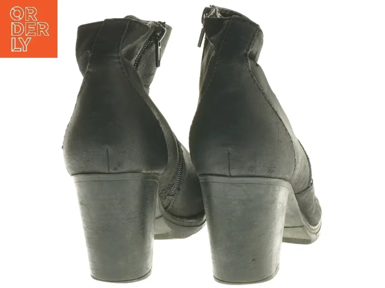 Billede 2 - Sort støvle med blokhæl (str. 37 )