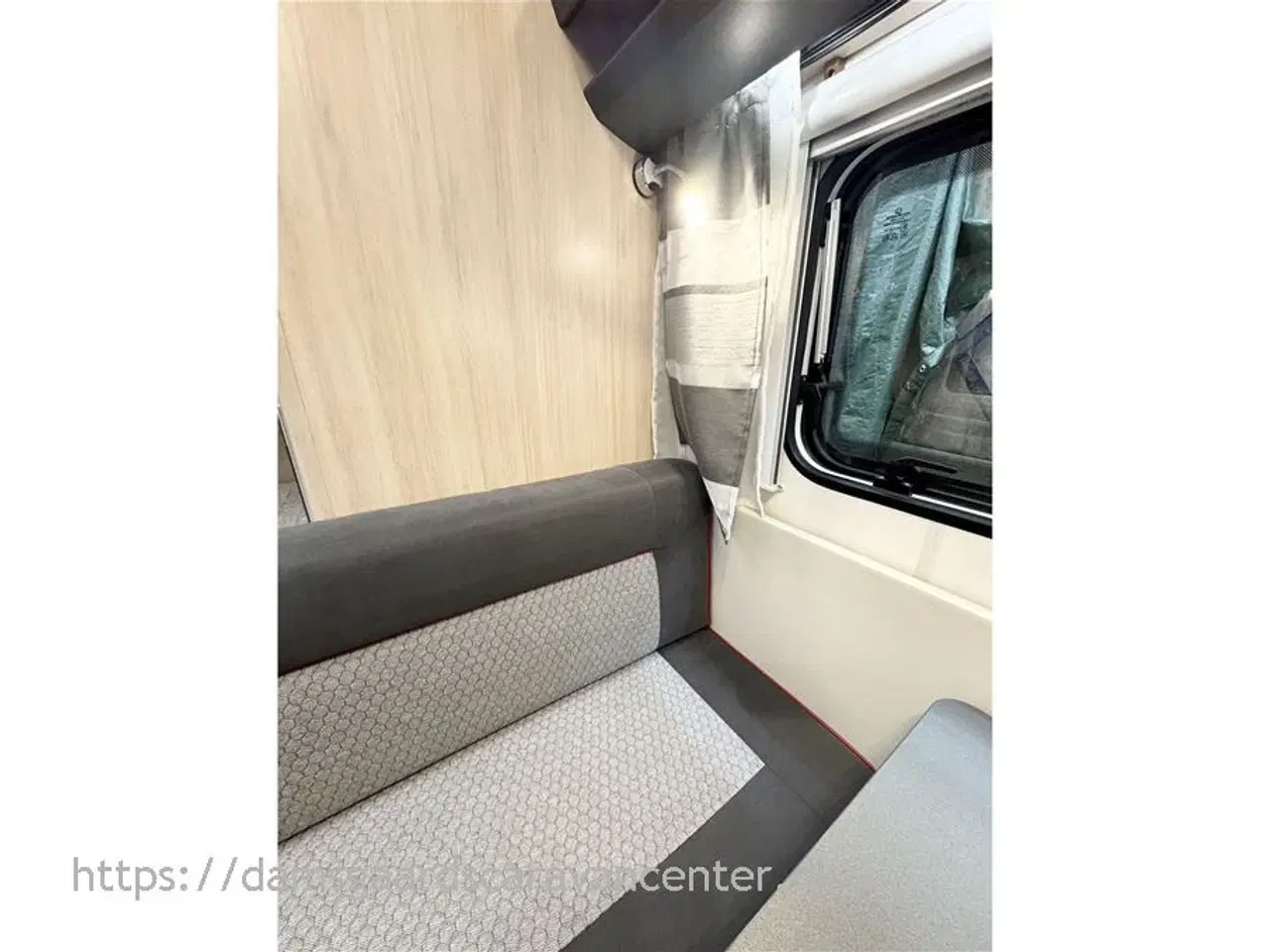 Billede 7 - 2019 - Hobby De Luxe Edition 490 KMF   Dobbeltseng-Køjer-Gulvtemp.-Mover-Telt