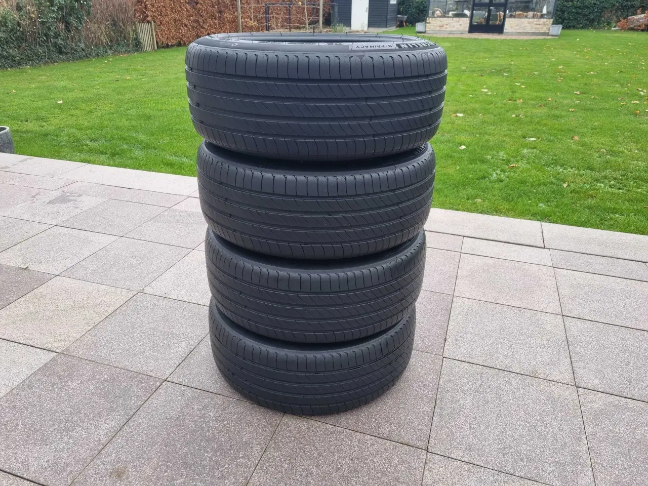 Billede 3 - 235/45/18 Michelin e-primacy nye sommerdæk, Tesla