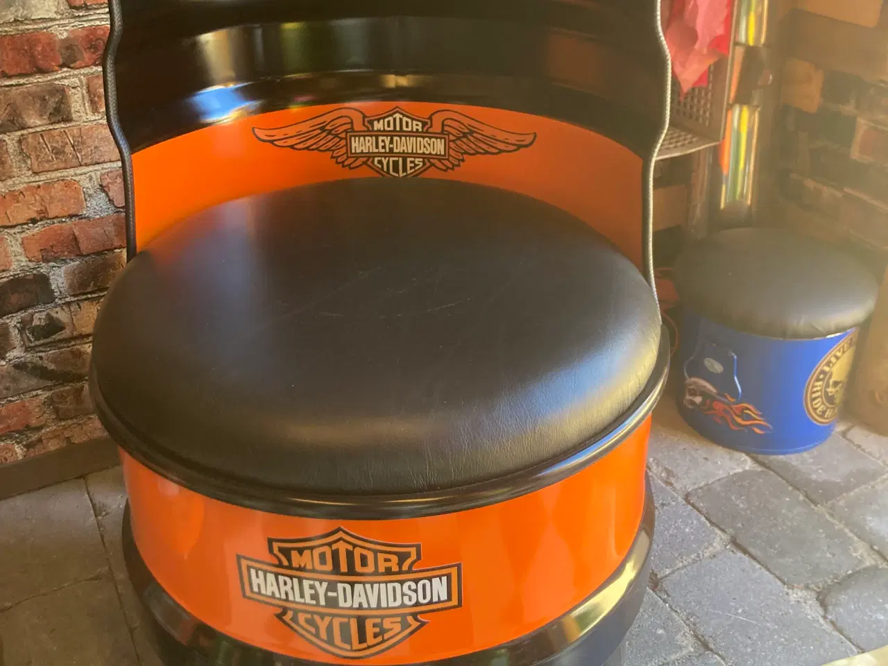 Billede 2 - Harley Davidson stole og bord