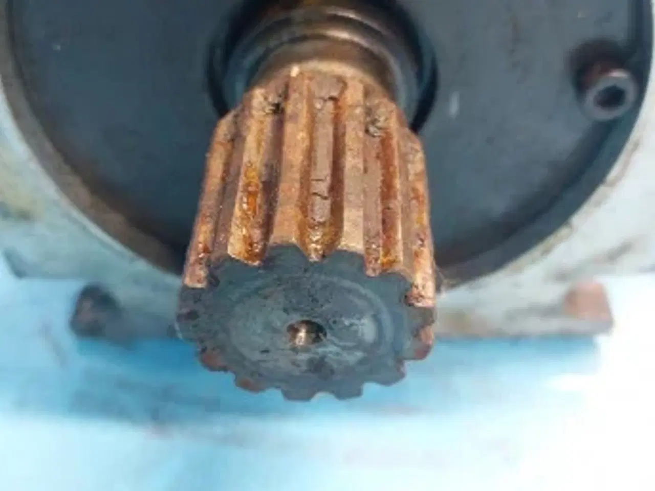 Billede 8 - New Holland CX8090 Hydrostat motor 84819681