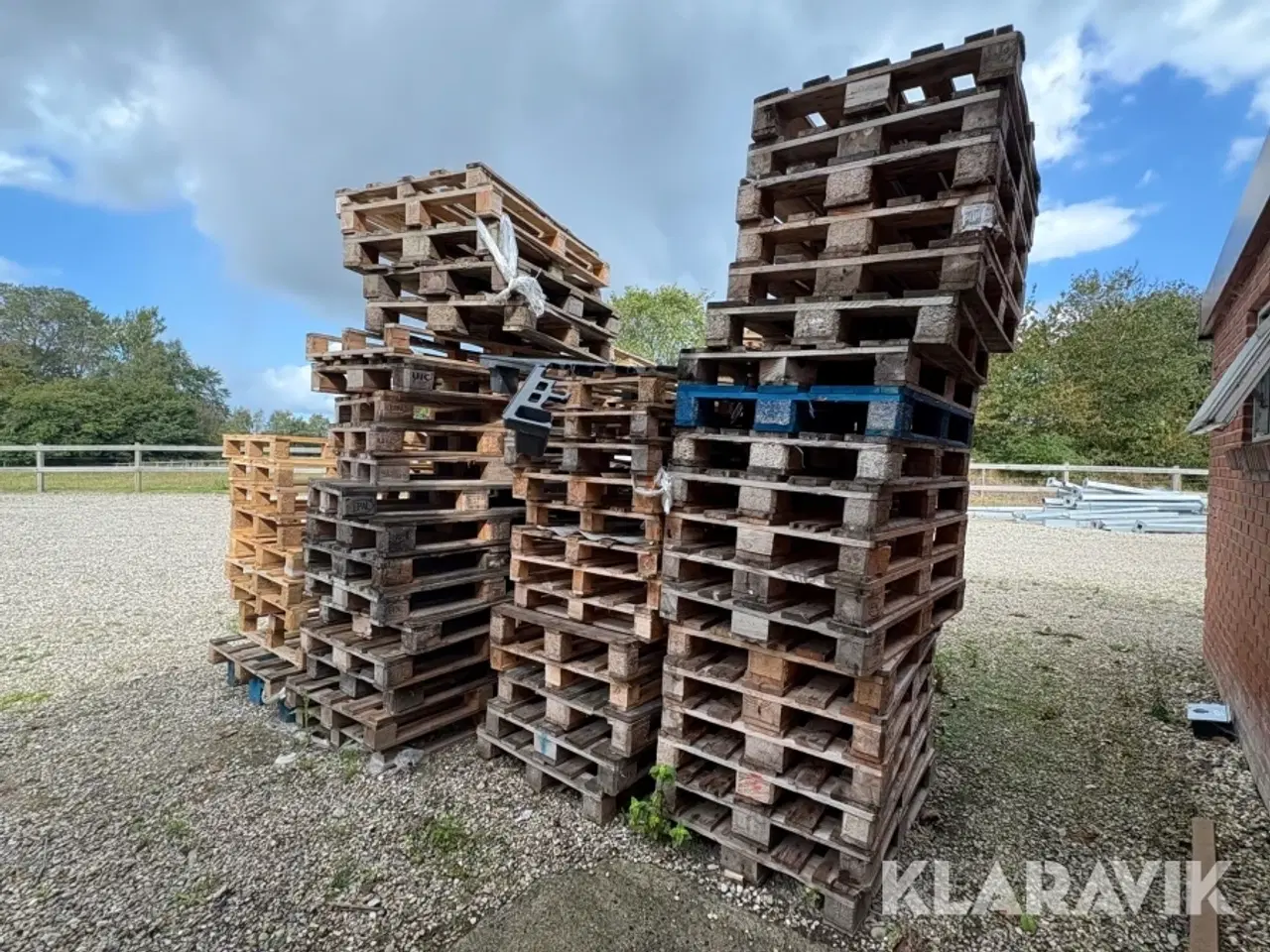 Billede 2 - Paller cirka 70 styk