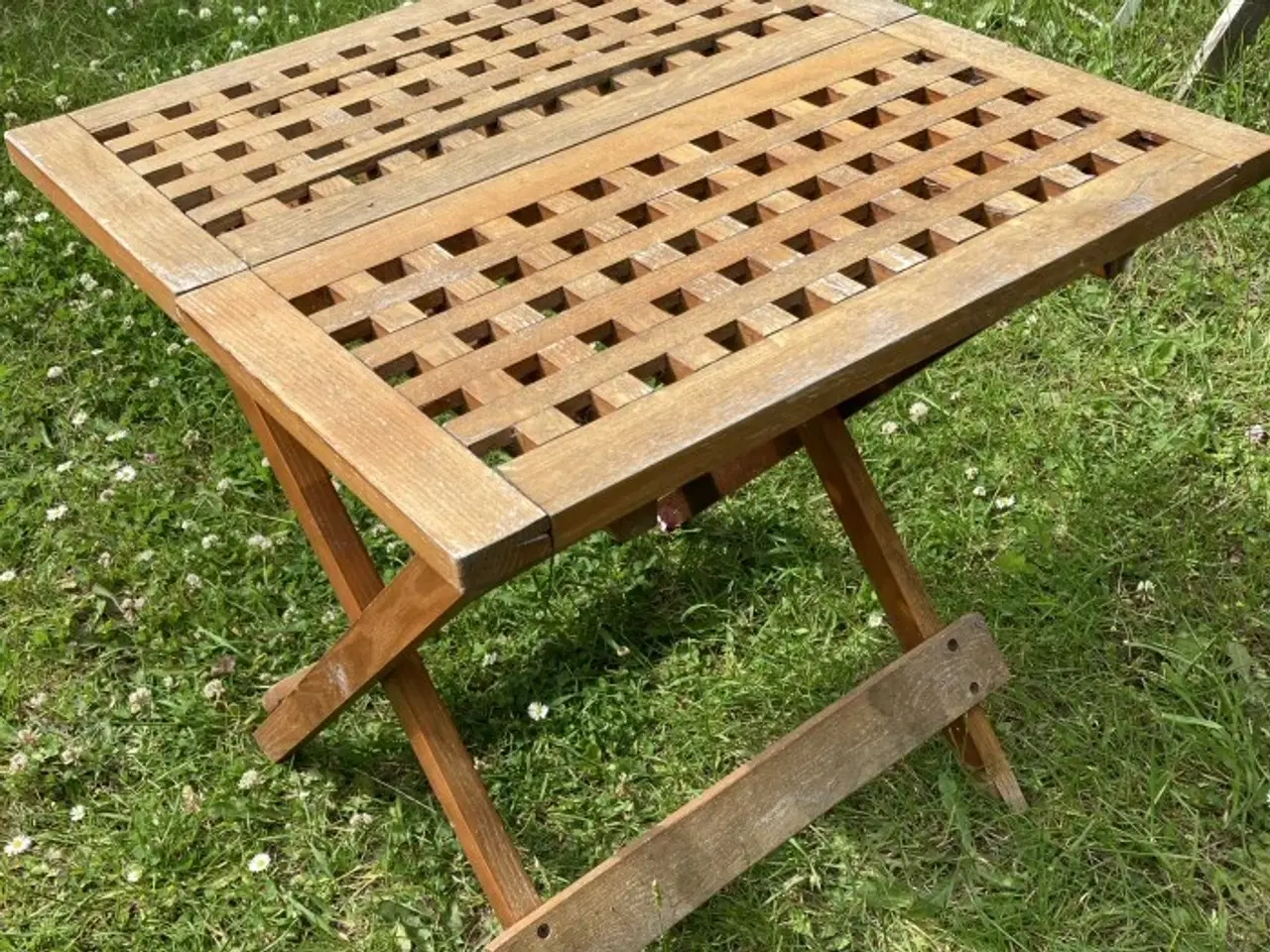 Billede 1 - Klapbord i træ – 50x50x50