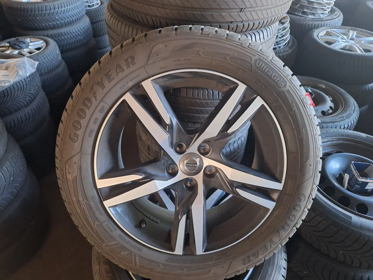 Billede 1 - Vinterhjul, Volvo XC 40