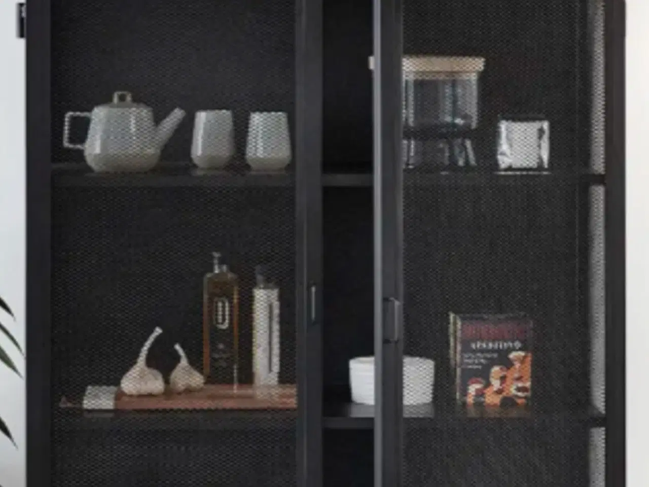 Billede 1 - Hübsch Edge Double vitrineskab i sort metal