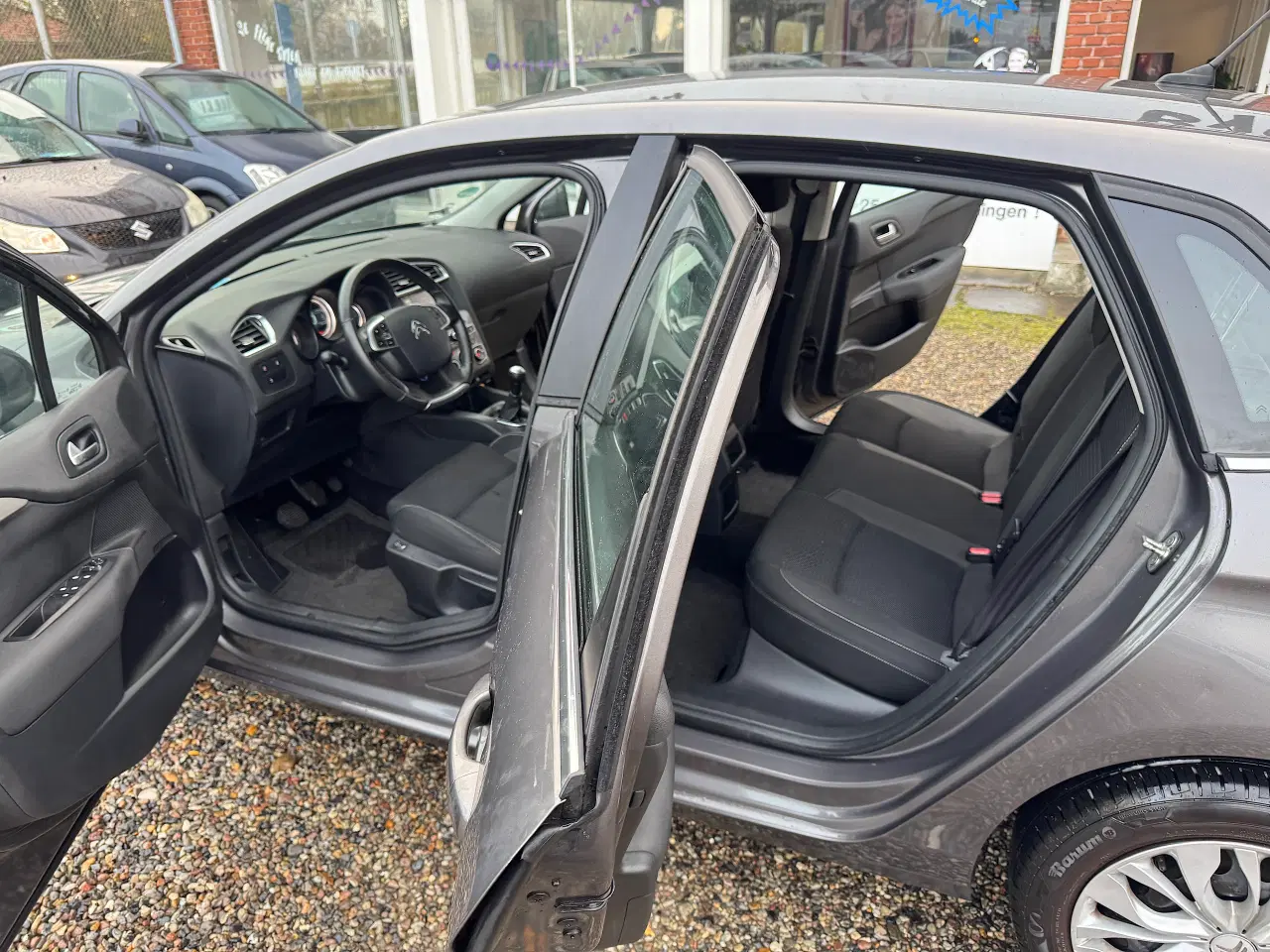 Billede 14 - Citroen C4 1.2 Puretech Nysyn Kun kørt 145000