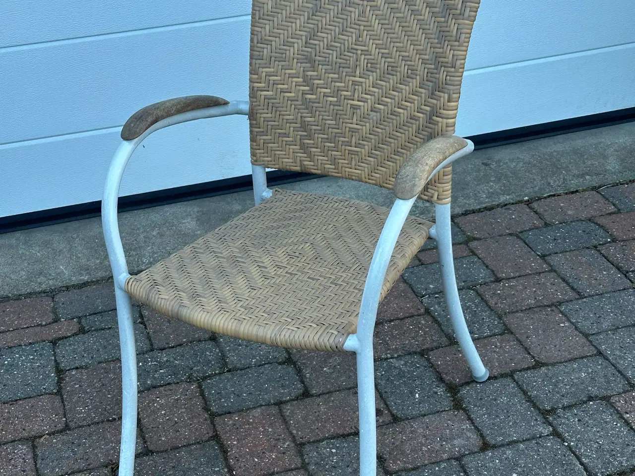 Billede 1 - 4 klassiske stabelstole i alu og naturflet