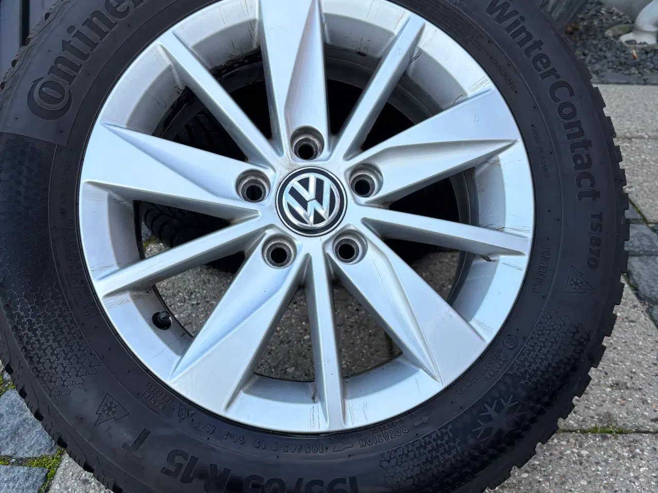 Billede 5 - GOLF Vll - Vinterhjul. Continental-Dæk 195/65 R15 