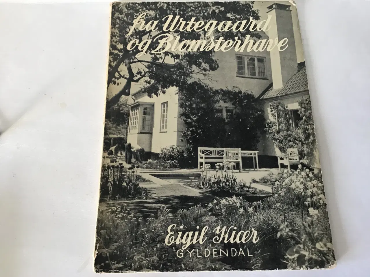 Billede 1 - Fra urtegaard og blomsterhave