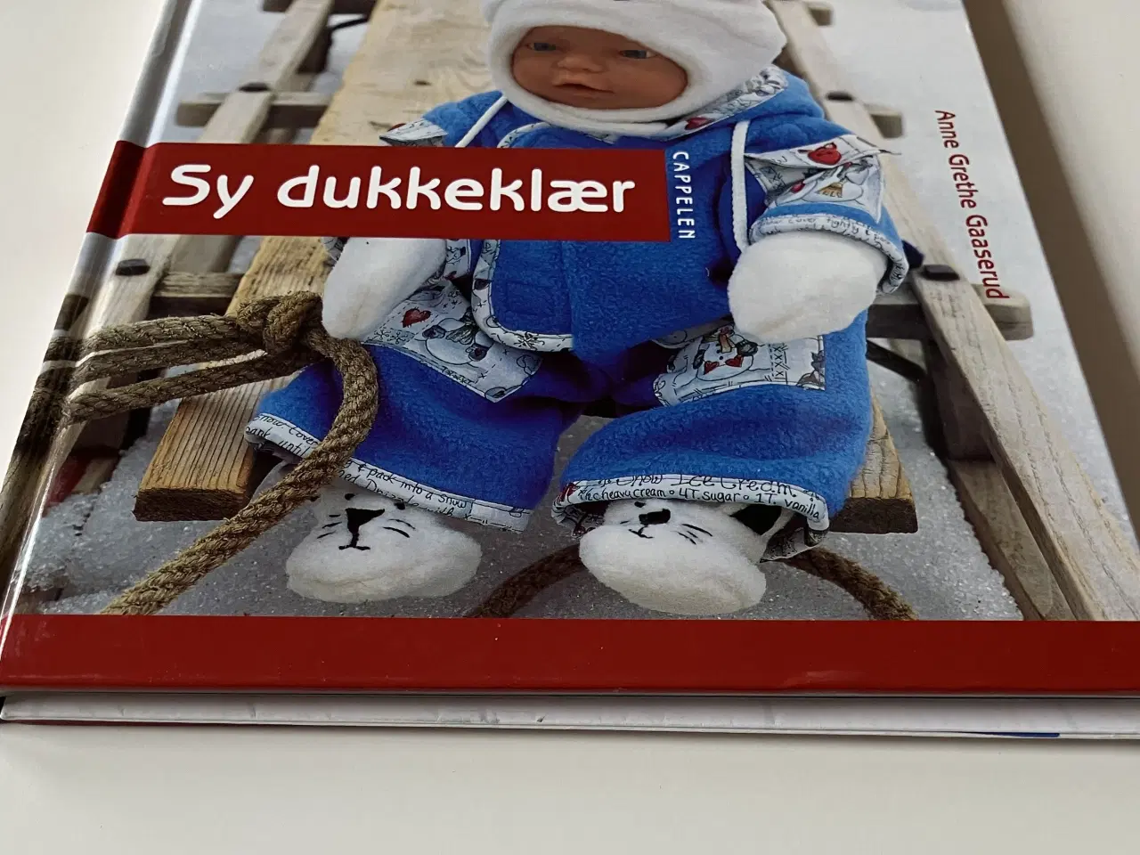 Billede 10 - Sy dukkeklær. Av Anne Grethe Gaaserud  (Norsk)