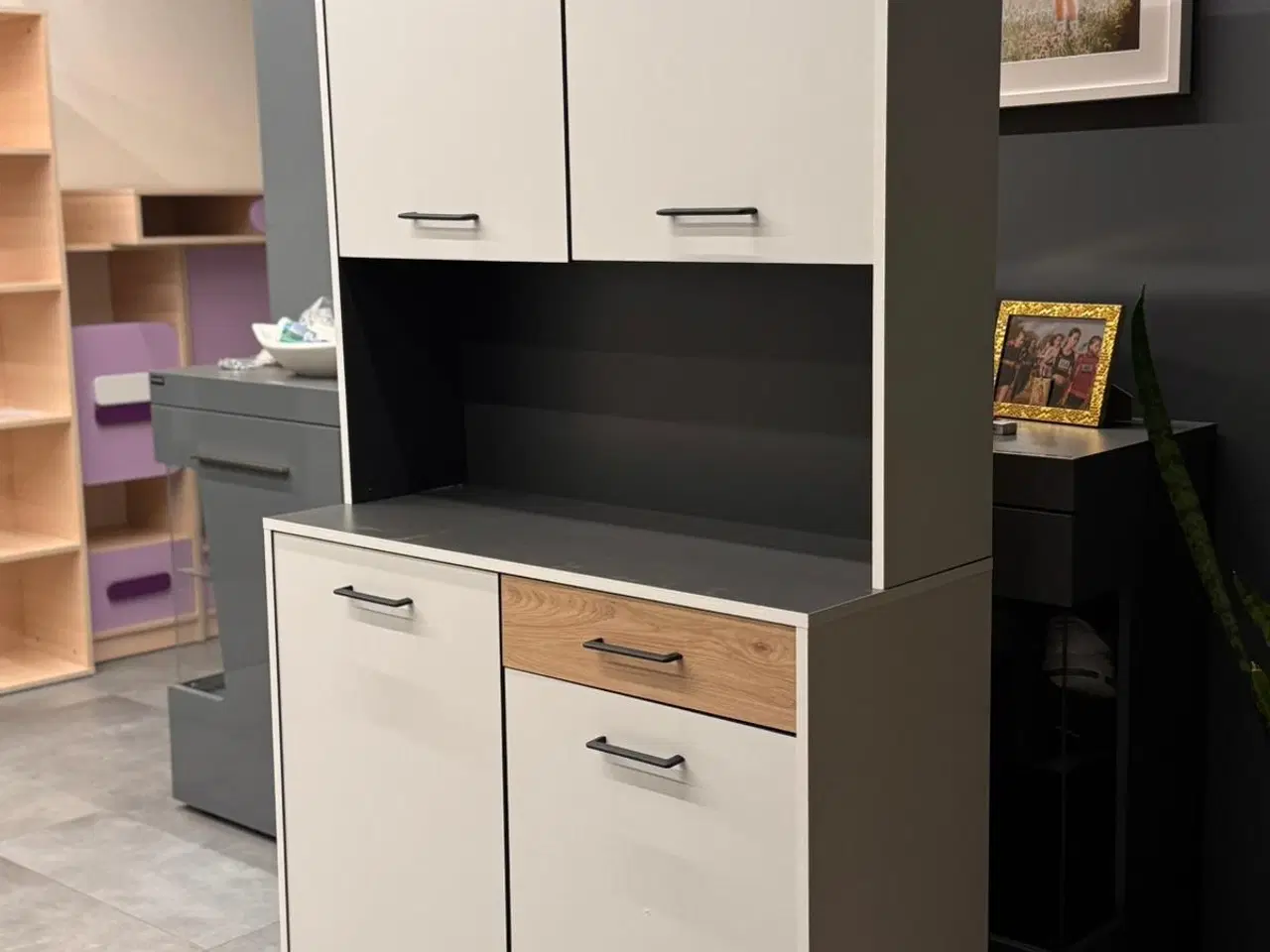 Billede 2 - Nyt køkkenskab / opbevaringsskab