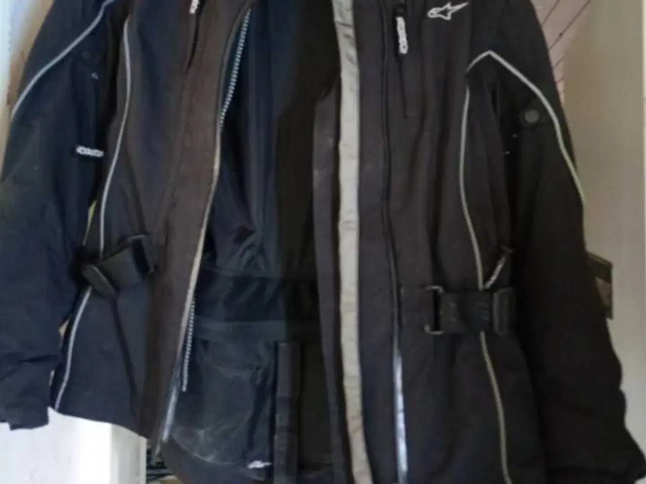 Billede 1 - Mc jakke til kvinde